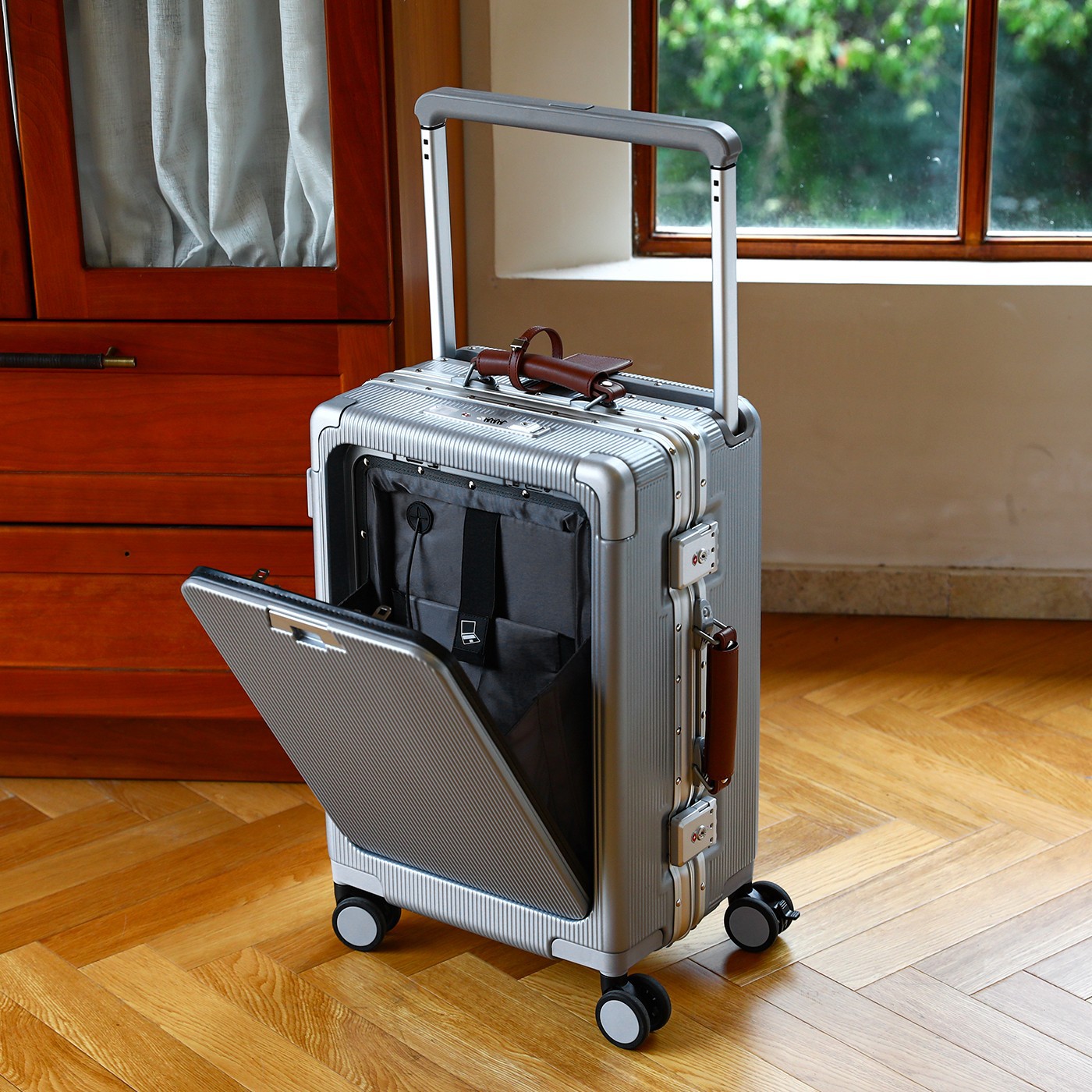 Large Capacity Allowed To Boar - Aluminum Frame Carry On Luggage ulasan dan harga